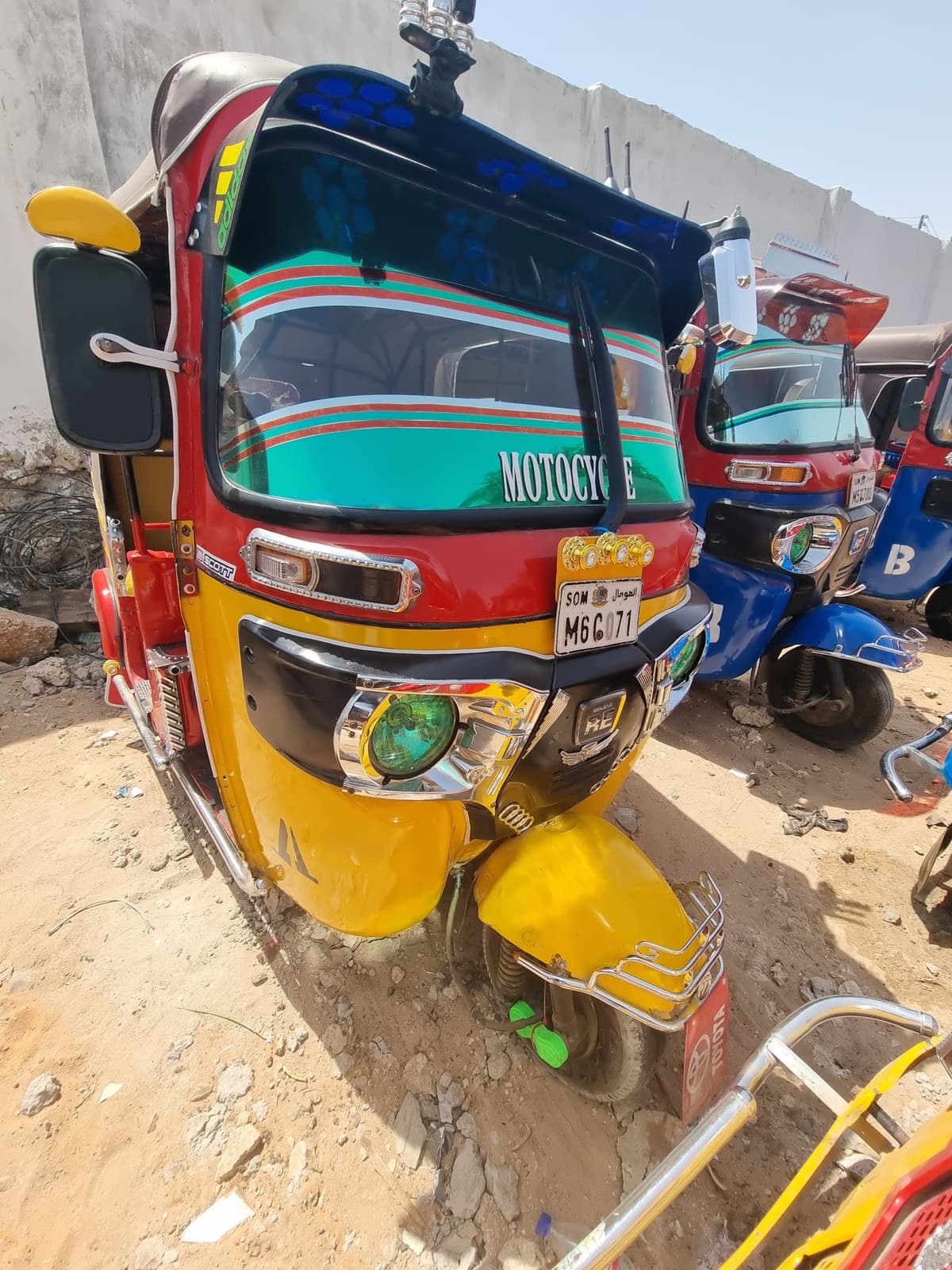 Bajaaj Rickshaw Qurux badan